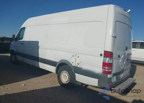 2011 Mercedes-Benz Sprinter 2500 High Roof из США, поврежденный, VIN WD3PE8CBXB5567229